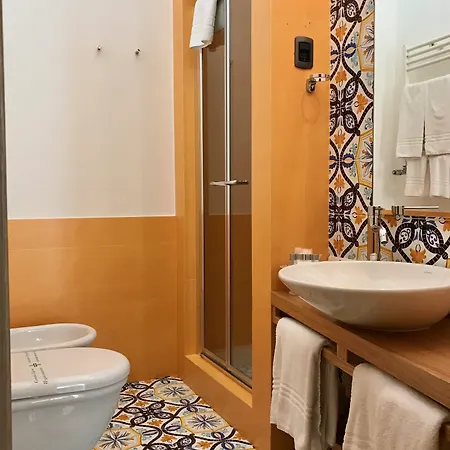 לינה וארוחת בוקר Orsini 46