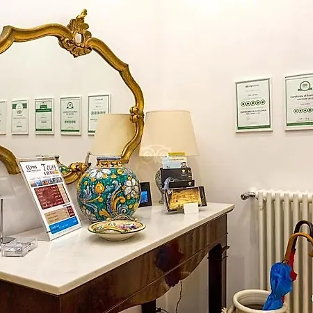 Orsini 46 Bed and Breakfast Νάπολη